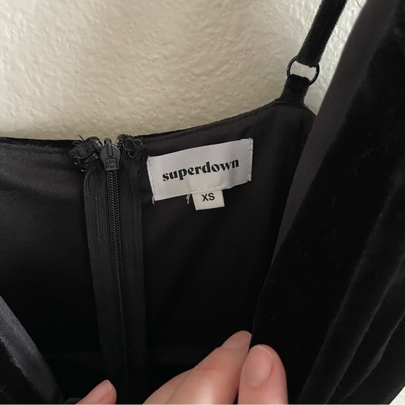 Superdown Aurora Deep V Neck Maxi Dress Slit Black Velvet Knot Front Size XS. - Picture 7 of 9